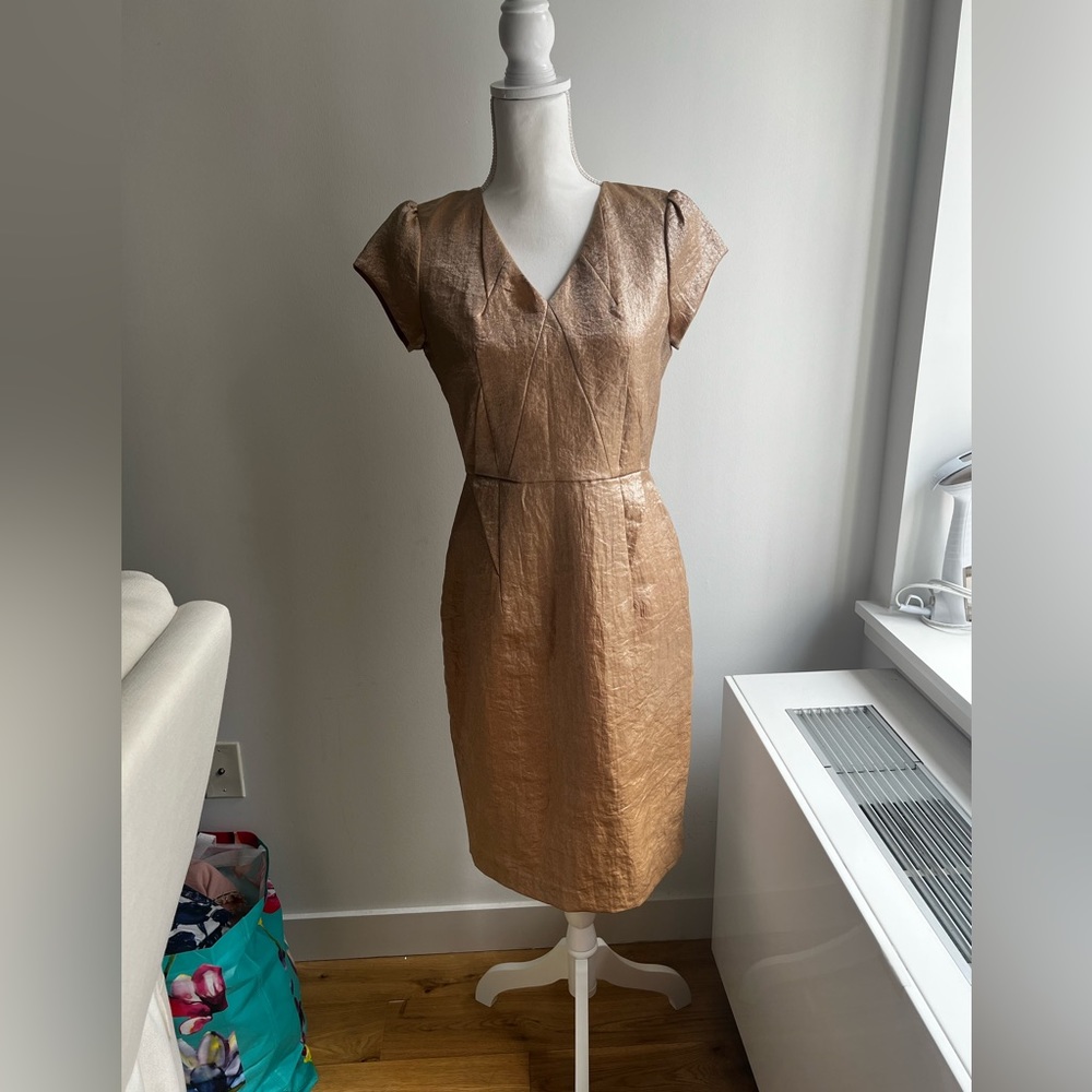 August Silk Size 4